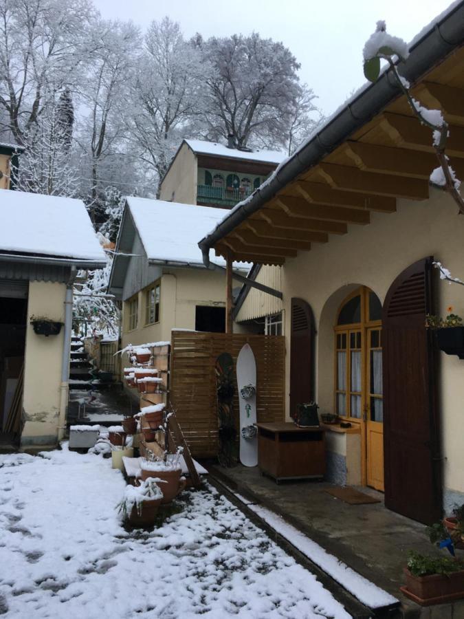 Charmant Appartement Sur Cour, Le Berlingott Bagneres-de-Bigorre Exterior photo